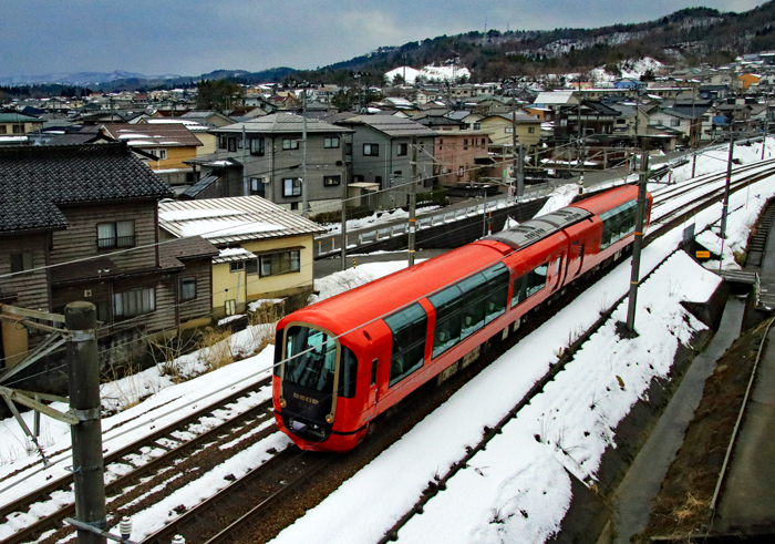 リゾート列車「雪月花」