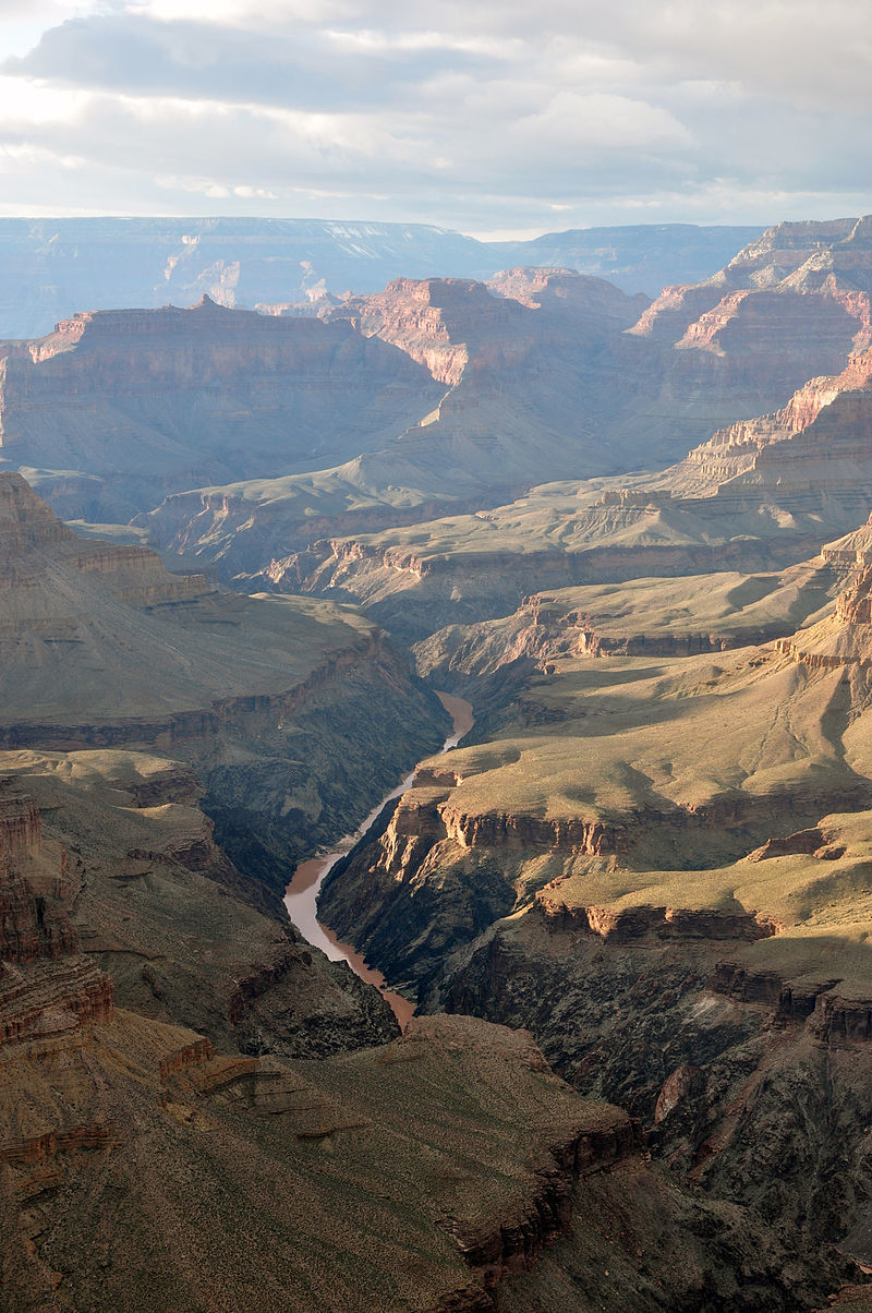 800px-Grand_Canyon_view_from_Pima_Point_2010.jpg