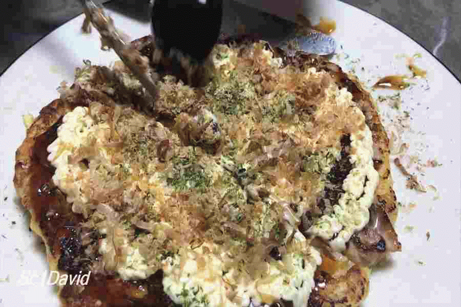 okonomiyaki.gif