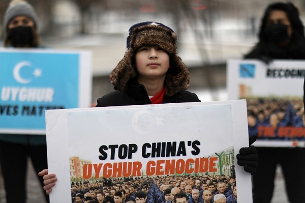 オランダ議会、中国のウイグル弾圧を「ジェノサイド」と認定する動議を可決　→中国外務省「中国の内政に粗暴に干渉した。強く非難し断固反対する」