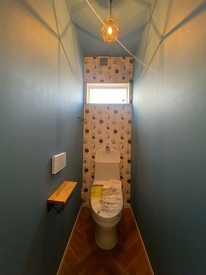トイレS1