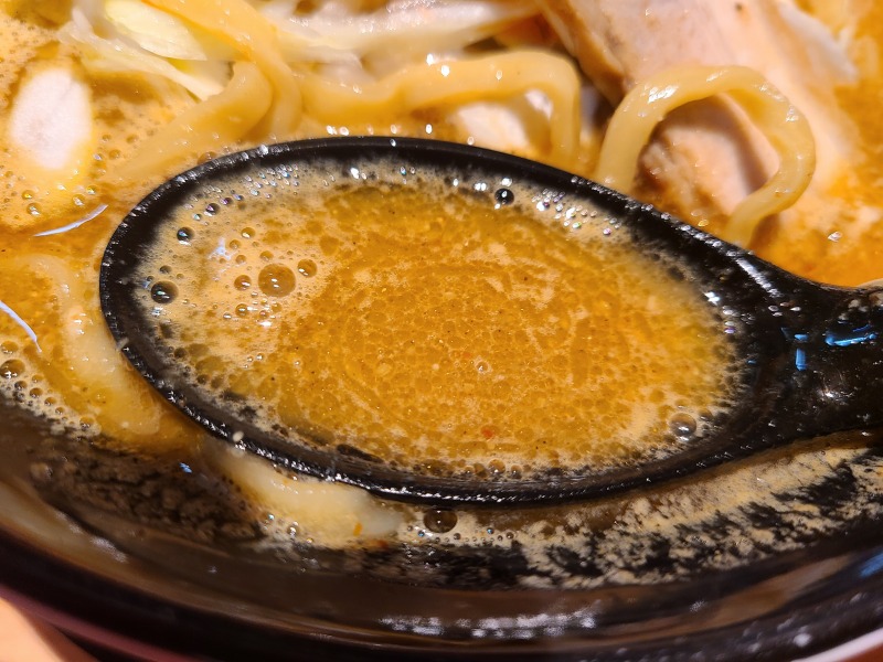 創　辛エビ味噌ラーメン　スープ