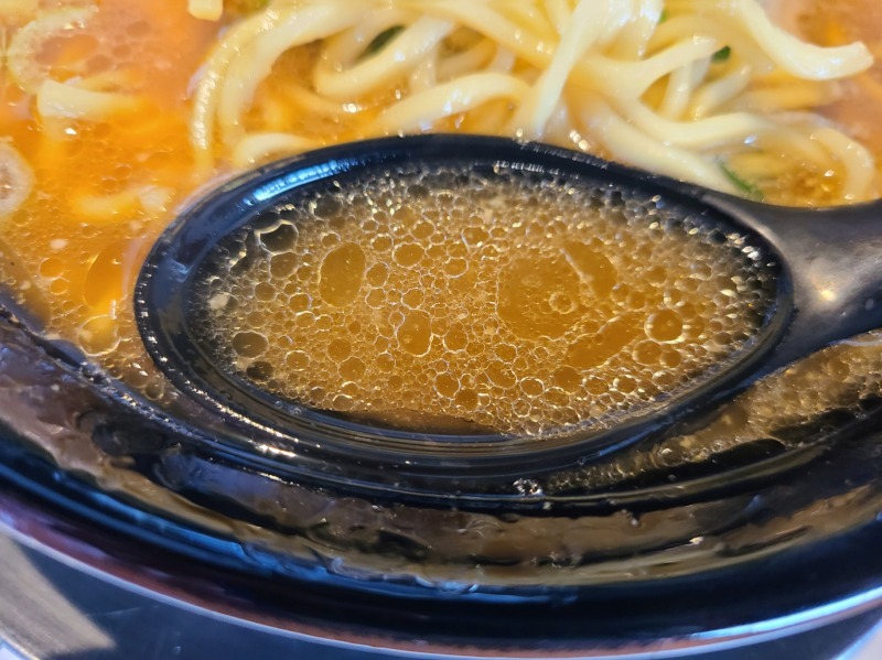 中田製作所　横浜家系豚骨醤油　スープ