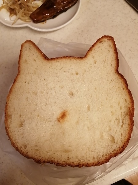 朝はパン5