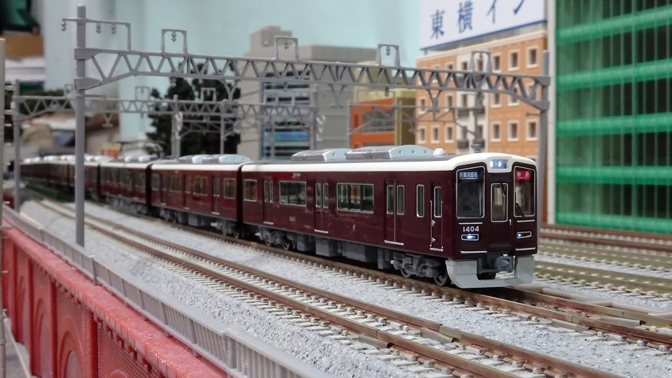 阪急電鉄1300系8両編成セット ポポンデッタより発売 - ビスタ模型鉄道 