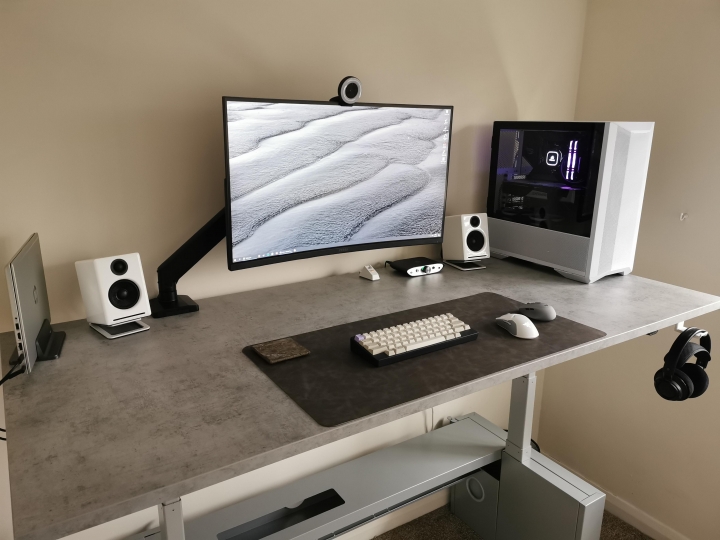 Show_Your_PC_Desk_Part223_39.jpg