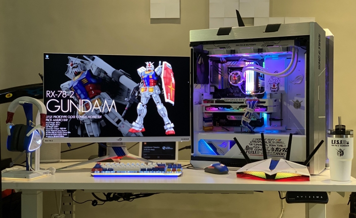Show_Your_PC_Desk_Part223_55.jpg