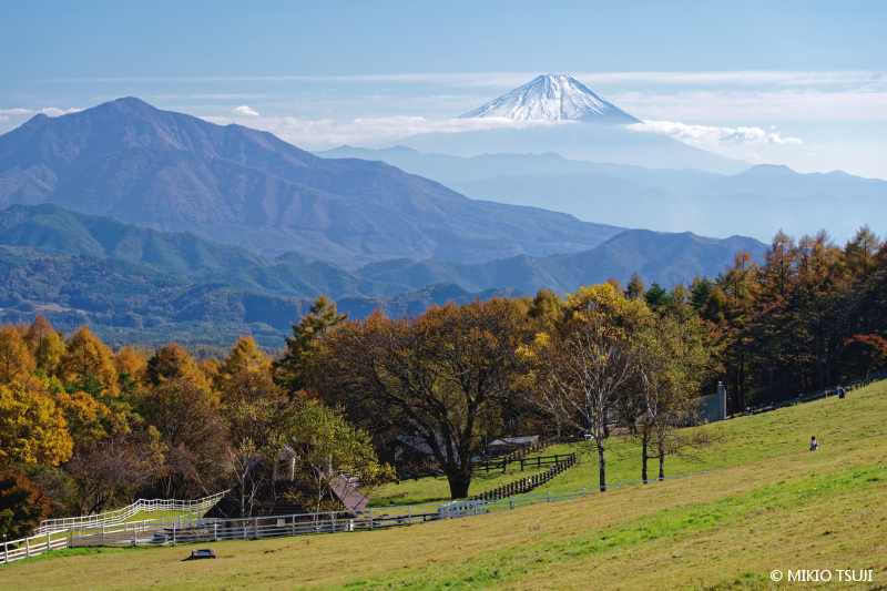 絶景探しの旅 - 絶景写真No.1864 富士山の見える「まきば公園」の風景 （清里/山梨県 北杜市）